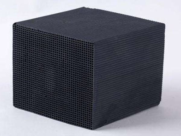 ��ú���Ƃ��C����̿�Ĺ�ˇ�о�